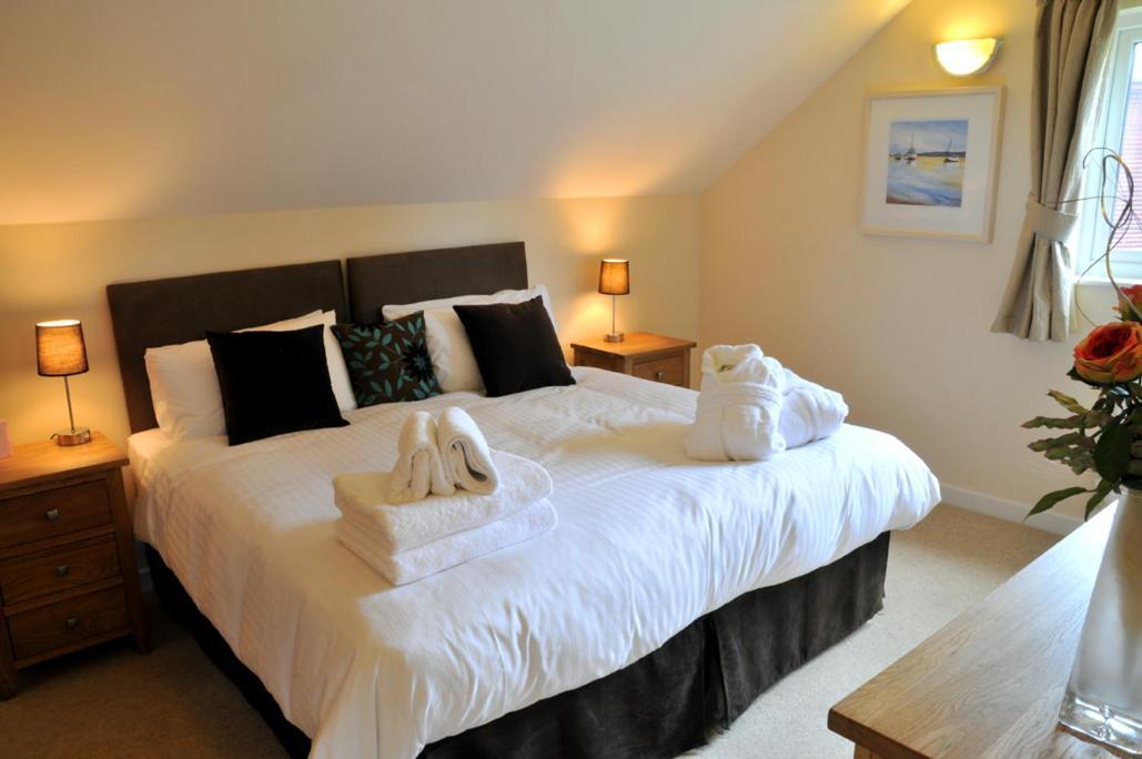 Fistral Hot Tub House For 8 On Retallack Resort New Quay Екстериор снимка